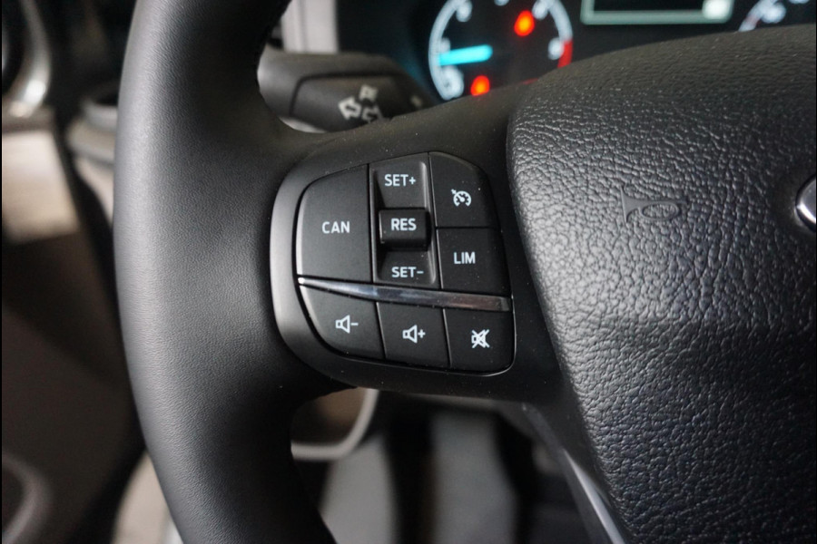 Ford Transit Custom 300 2.0 TDCI Automaat L2H1 Trend Dubbele Cabine | Airco | Navigatie | Cruisecontrol | Camera | PDCVA | Trekhaak