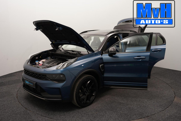 Lynk & Co 01 1.5 Hybride|FULL BLACK XL|ZWARTE.HEMEL|NAP|PANO