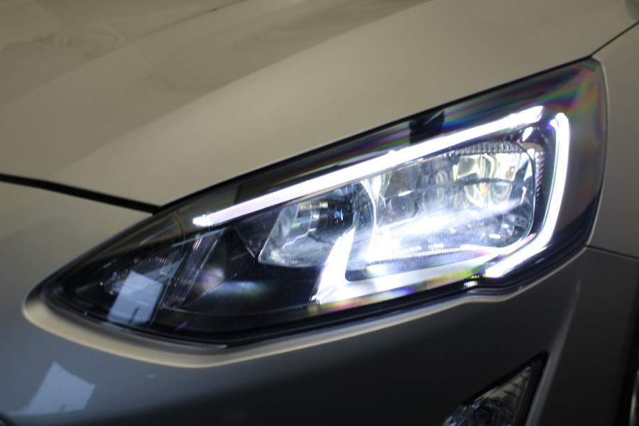 Ford FOCUS Wagon 1.0 EcoBoost Active Business |Stoelverwarming|camera|navi