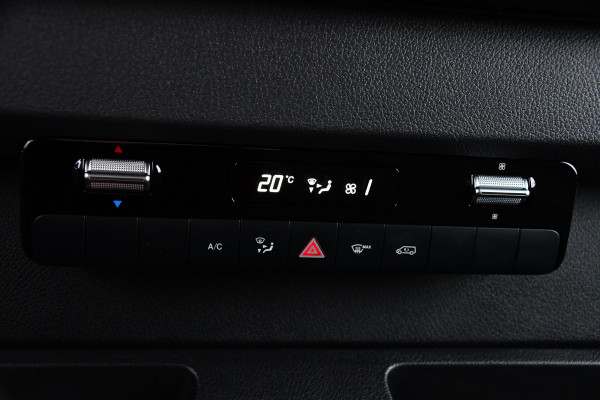 Mercedes-Benz Sprinter 317 1.9 CDI L2H2 RWD AMG Black Edition FACELIFT! Camera, Cruise, Carplay, LED, Multimedia, 170pk, NAVI, Automaat, Uniek!