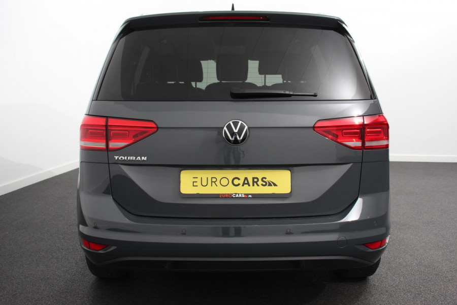 Volkswagen Touran 1.5 TSI 150pk DSG Highline 7p | Navigatie | Apple Carplay/Android Auto | Electrisch bedienbare achterklep | Adaptive Cruise control | Lichtmetalen velgen | Extra getint glas