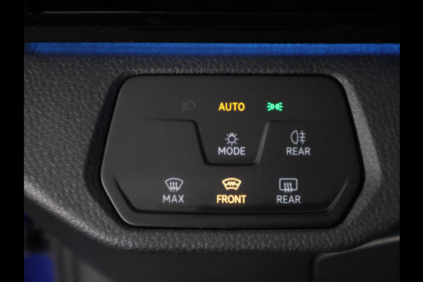 Volkswagen ID.4 Life Two-Tone 77 kWh 500 km actieradius | Navigatie | Parkeersensoren |