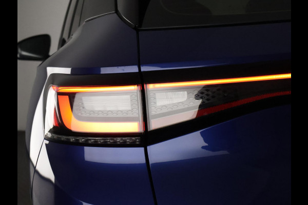 Volkswagen ID.4 Life Two-Tone 77 kWh 500 km actieradius | Navigatie | Parkeersensoren |
