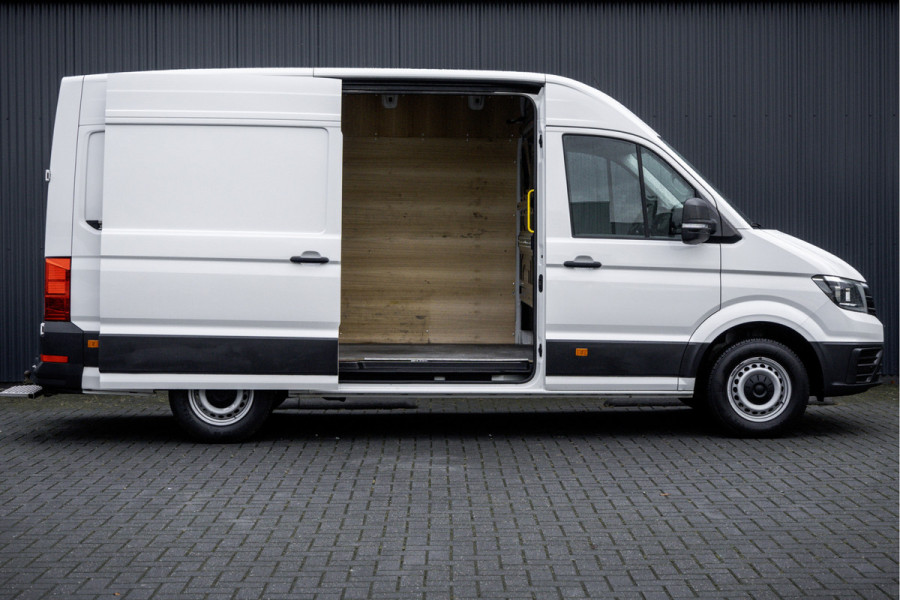 Volkswagen Crafter **2.0 TDI L3H2 | 140PK | Andriod&Carplay | Adapt.Cruise | Camera | Navi | 3-Zits | Trekhaak**