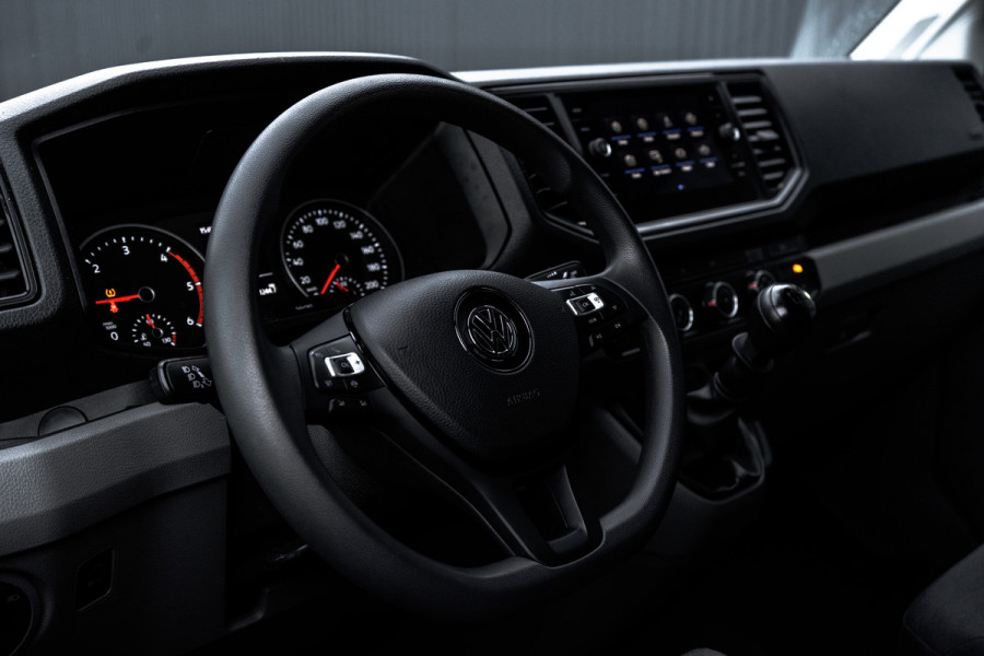 Volkswagen Crafter **2.0 TDI L3H2 | 140PK | Andriod&Carplay | Adapt.Cruise | Camera | Navi | 3-Zits | Trekhaak**