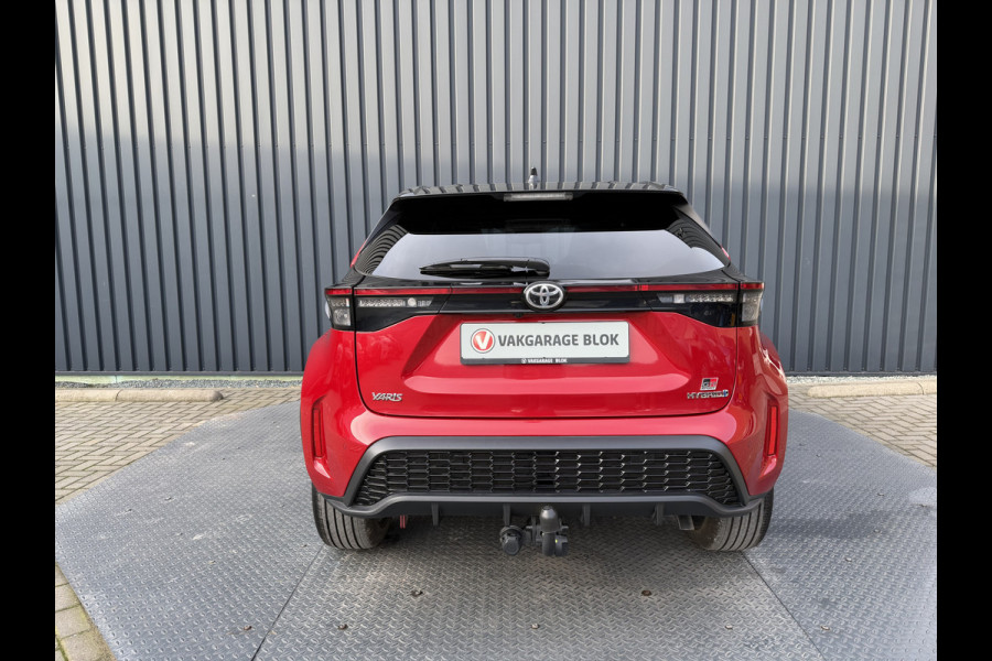 Toyota Yaris Cross 1.5 Hybrid GR Sport | Afnm. Trekhaak | Pano dak | JBL | Rijklaar!!