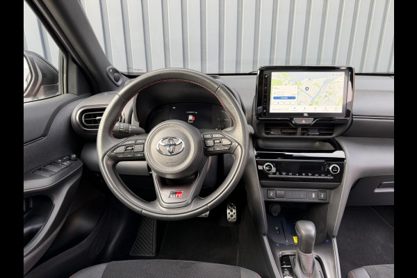 Toyota Yaris Cross 1.5 Hybrid GR Sport | Afnm. Trekhaak | Pano dak | JBL | Rijklaar!!