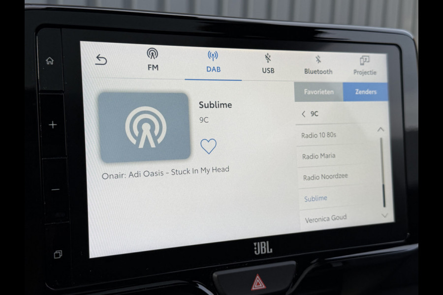 Toyota Yaris Cross 1.5 Hybrid GR Sport | Afnm. Trekhaak | Pano dak | JBL | Rijklaar!!