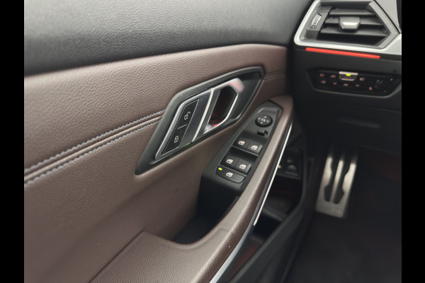BMW 3 Serie Touring 320e M-Sportpack Business Edition Plus (Plug-In) (INCL-BTW) *PANO | LASER-LED | LEATHER | HEATED-SPORTSEATS | HARMAN/KARDON | VIRTUAL-COCKPIT | AMBIENT-LIGHT | NAVI-FULLMAP | DAB+ | 18''ALU*