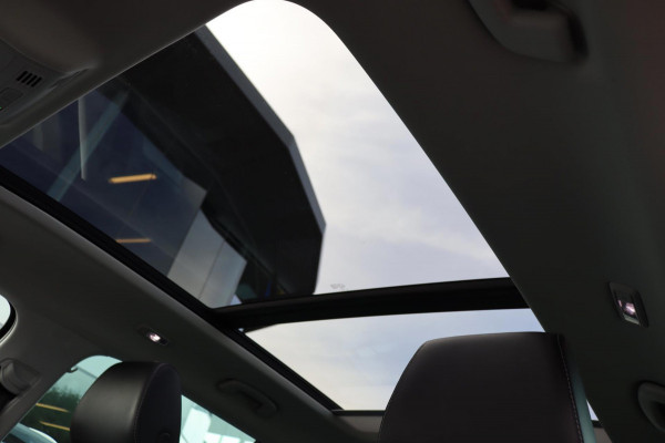 Škoda Kodiaq 1.5 TSI Business Edition org.NL schuifdak digitaal dashboard el.trekhaak adapt.cruise camera el.klep