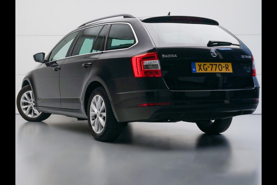 Škoda Octavia Combi 1.0 TSI Greentech Ambition Business Deluxe (APPLE CARPLAY,CLIMATE CONTROL,PARKEERSENSOREN,CRUISE,TOPCONDITIE)