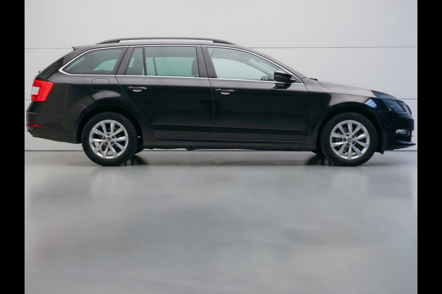 Škoda Octavia Combi 1.0 TSI Greentech Ambition Business Deluxe (APPLE CARPLAY,CLIMATE CONTROL,PARKEERSENSOREN,CRUISE,TOPCONDITIE)