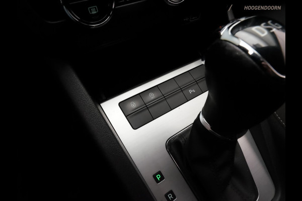 Škoda Octavia Combi 1.0 TSI Greentech Ambition Business Deluxe (APPLE CARPLAY,CLIMATE CONTROL,PARKEERSENSOREN,CRUISE,TOPCONDITIE)