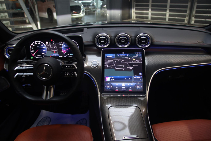 Mercedes-Benz C-Klasse 200 AMG PANO-BURMESTER-MEMORY-HUD-360