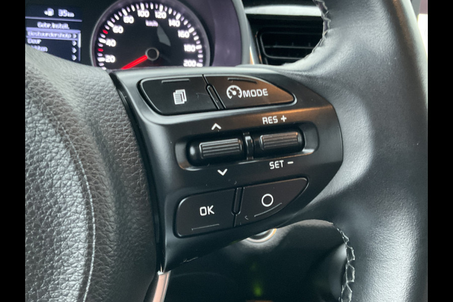 Kia Stonic 1.0 T-GDi DynamicLine Navi Camera Trekhaak Carplay Keyless Yellow Star