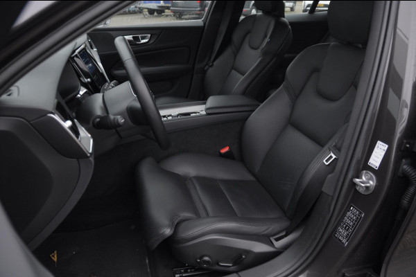 Volvo V60 B4 211PK Automaat Plus Bright / Adaptieve cruise control / BLIS / Elektrische stoelen / stuur - stoelverwarming / elektrische achterklep