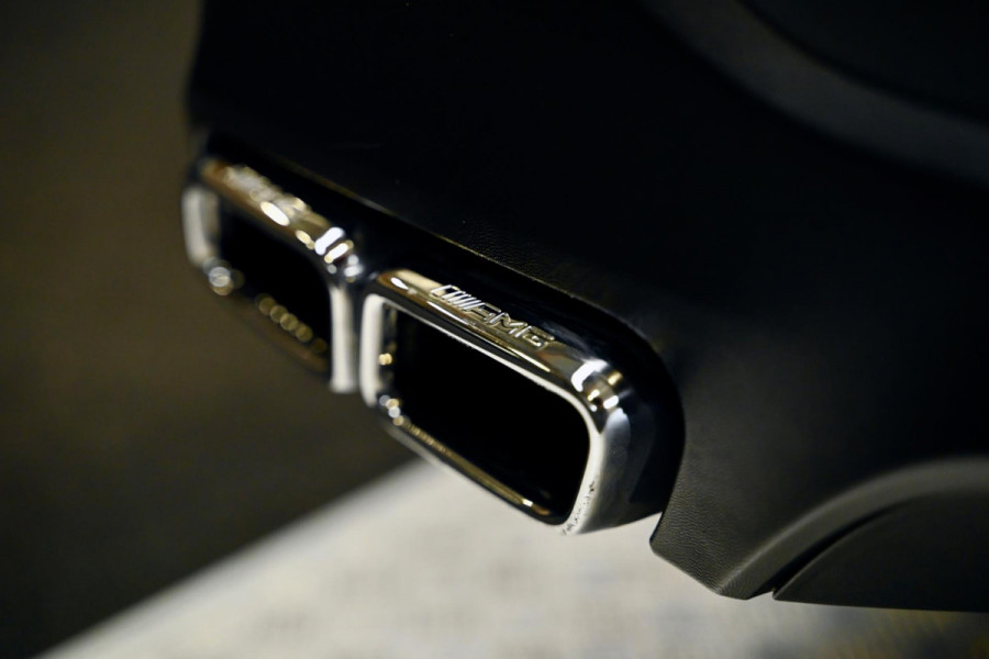 Mercedes-Benz GLC AMG 63 4MATIC+ - Distronic Pro - Burmester - Memory - Panoramadak - Trekhaak - Nappaleder -