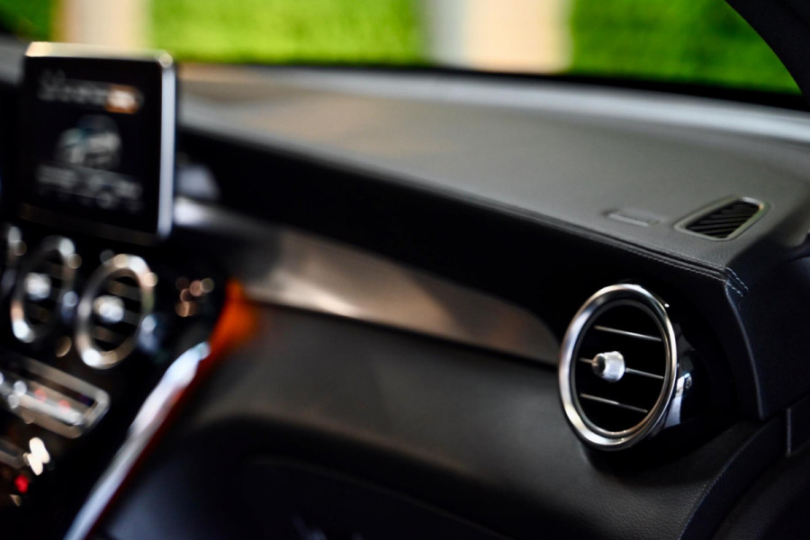 Mercedes-Benz GLC AMG 63 4MATIC+ - Distronic Pro - Burmester - Memory - Panoramadak - Trekhaak - Nappaleder -