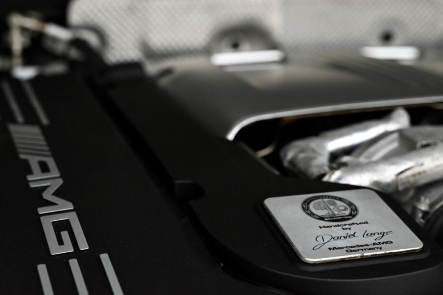 Mercedes-Benz GLC AMG 63 4MATIC+ - Distronic Pro - Burmester - Memory - Panoramadak - Trekhaak - Nappaleder -