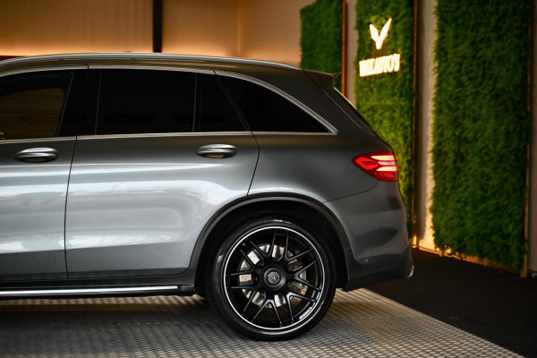 Mercedes-Benz GLC AMG 63 4MATIC+ - Distronic Pro - Burmester - Memory - Panoramadak - Trekhaak - Nappaleder -