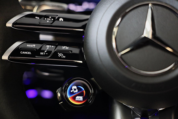 Mercedes-Benz CLE Coupé AMG 53 4MATIC+ / Performance Stoelen / Acc / Carbon Pakket / Memory / Burmester / Head Up / Pano / 360 Cam