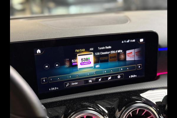 Mercedes-Benz A-Klasse AMG 35 4MATIC Edition 1 | pano | Memory | Multibeam | 360 camera | Keyless | Sfeerverlichting | DAB