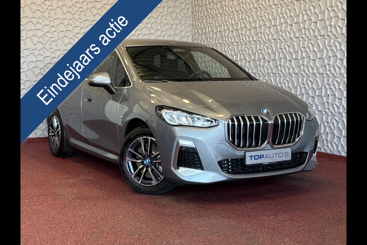 BMW 2 Serie Active Tourer ✅ 230E ✅ XDRIVE 326 PK M SPORT LED ELEK.KLEP CAMERA WEGKLAPBARE.TREKHAAK 04/2024 AWD 4X4 4WD M-Sportpakket  PHEV