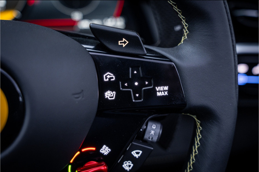 Ferrari 296 GTS 3.0 V6 830pk ** Kroymans ** Daytona Seats ** Lift ** HUD ** Pass Display ** Carbon Btw