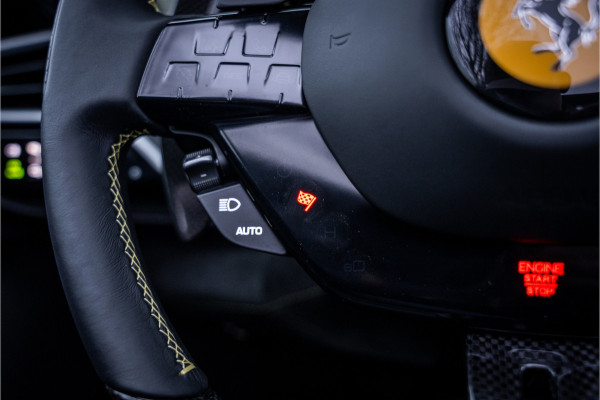 Ferrari 296 GTS 3.0 V6 830pk ** Kroymans ** Daytona Seats ** Lift ** HUD ** Pass Display ** Carbon Btw