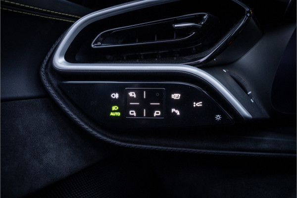 Ferrari 296 GTS 3.0 V6 830pk ** Kroymans ** Daytona Seats ** Lift ** HUD ** Pass Display ** Carbon Btw