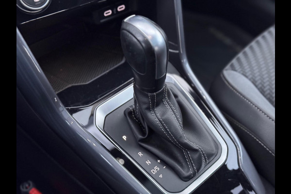 Volkswagen T-Roc 1.5 TSI 3x R-Line Pano/Virtual/Camera/AppleCarPlay