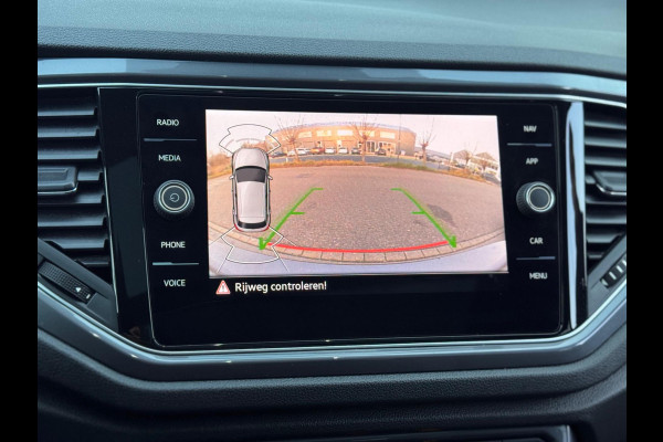 Volkswagen T-Roc 1.5 TSI 3x R-Line Pano/Virtual/Camera/AppleCarPlay