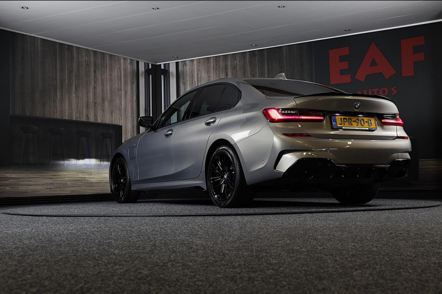 BMW 3-serie 330e High Executive M Sport / Head Up / Memory / Acc / Lane Assist / Dode Hoek / Open Dak / Cognac Leder / Camera /Led