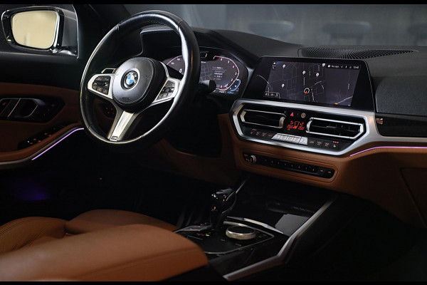 BMW 3-serie 330e High Executive M Sport / Head Up / Memory / Acc / Lane Assist / Dode Hoek / Open Dak / Cognac Leder / Camera /Led