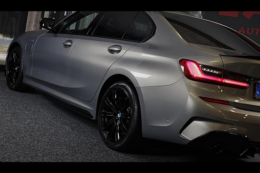 BMW 3-serie 330e High Executive M Sport / Head Up / Memory / Acc / Lane Assist / Dode Hoek / Open Dak / Cognac Leder / Camera /Led