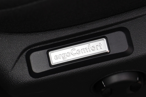 Volkswagen Caddy Cargo Maxi 2.0 TDI R-Line DSG | LED | Camera | CarPlay | Lane Assist | Virtual Cockpit | Stoelverwarming | Cruise control | DAB | Trekhaak | Keyless Go | Maxton spoilerkit | Fabrieksgarantie