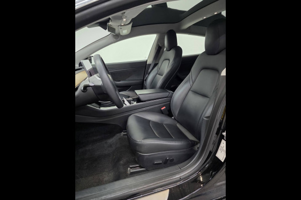 Tesla Model 3 Standard RWD Plus 60 kWh 19'' velgen, wordt verwacht, keurige auto