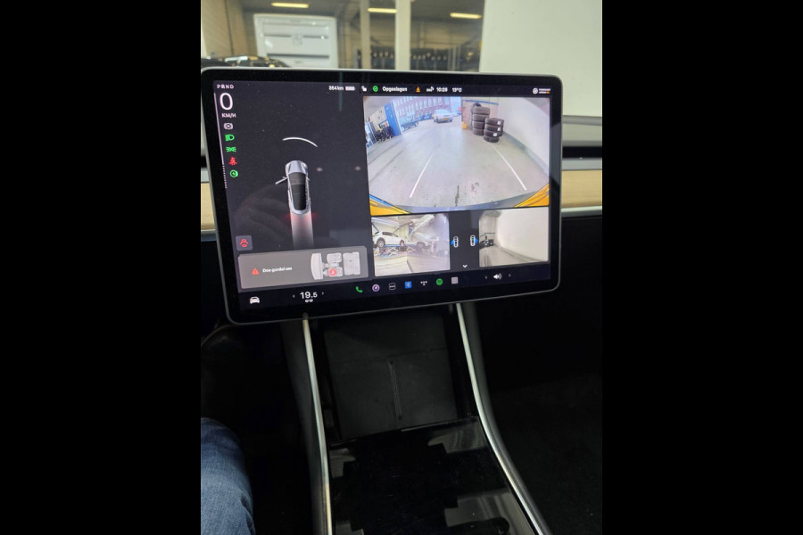 Tesla Model 3 Standard RWD Plus 60 kWh 19'' Velgen, € 16.500,00 netto Wordt verwacht