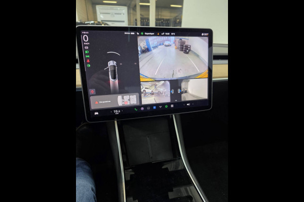 Tesla Model 3 Standard RWD Plus 60 kWh 19'' Velgen, € 16.500,00 netto Wordt verwacht