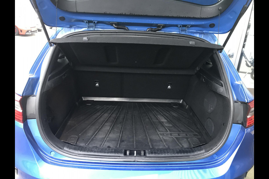 Kia Ceed 1.4 ExecutiveLine Full option dealer onderhouden