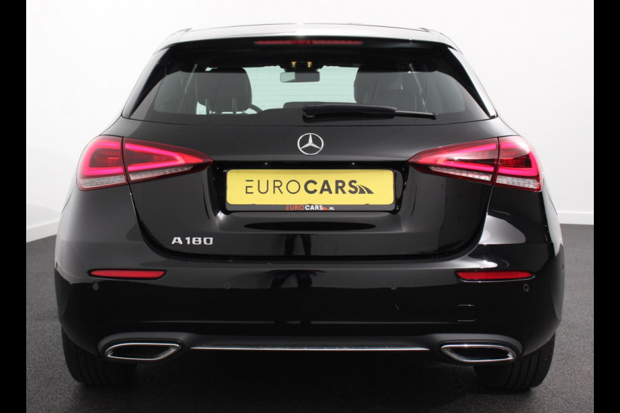 Mercedes-Benz A-Klasse 180 136pk DCT Progressive Navigatie Parkeersensoren Camera Cruise Control Stoelverwarming Ledverlichting Climate Control