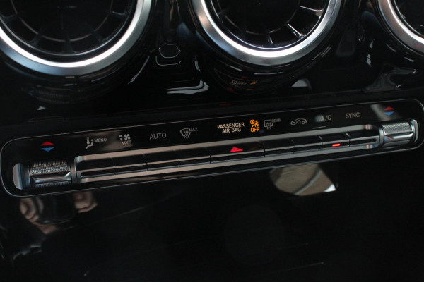 Mercedes-Benz A-Klasse 180 136pk DCT Progressive Navigatie Parkeersensoren Camera Cruise Control Stoelverwarming Ledverlichting Climate Control