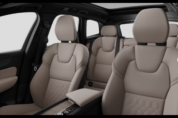 Volvo XC60 T6 350PK Automaat Plug-in hybrid AWD Plus Bright Panoramadak/ Elektrisch bedienbare voorstoelen met geheugen/ Stoelverwarming/ Stuurverwarming/ Harman Kardon audio/ 360 Camera/