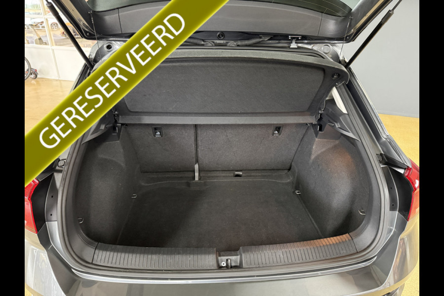 Volkswagen T-Roc 1.5 TSI Style | Automaat | Navi | Carplay