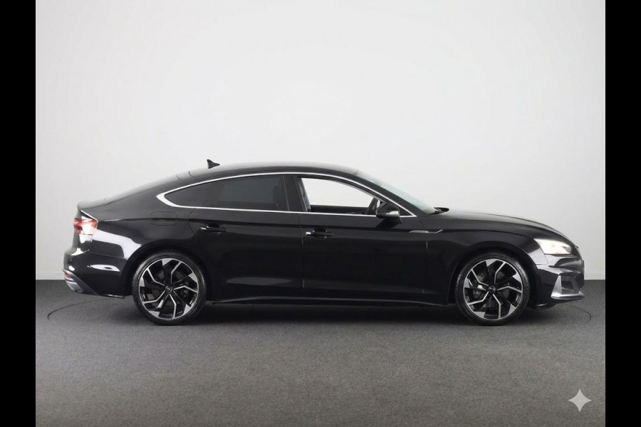 Audi A5 Sportback 40 TFSI Advanced Edition 204pk | Sportstoelen | Matrix LED koplampen | 19 inch lichtmetalen velgen | Voorstoelen met massage functie