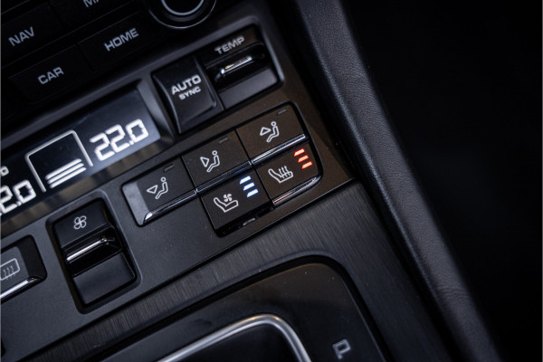 Porsche 911 Cabrio 3.0 Carrera GTS - Origineel NL | Sport Chrono + | Bose | Memory | Lift