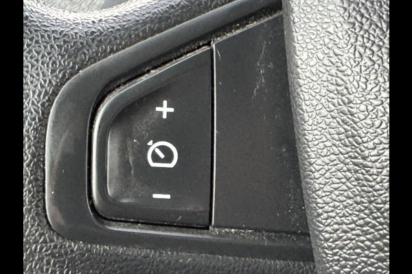 Renault Kangoo Z.E. Airco Dealeronderhouden Cruise control Navigatie Radio/CD Parkeersensoren achter Dubbeldeurs