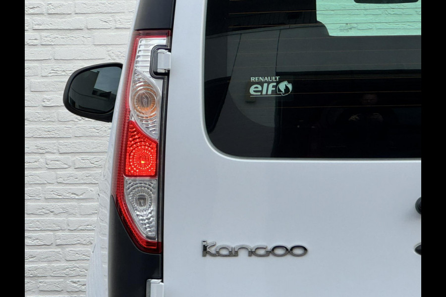 Renault Kangoo Z.E. Airco Dealeronderhouden Cruise control Navigatie Radio/CD Parkeersensoren achter Dubbeldeurs