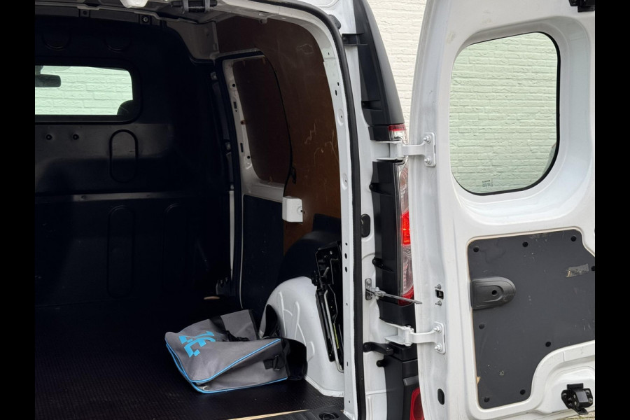Renault Kangoo Z.E. Airco Dealeronderhouden Cruise control Navigatie Radio/CD Parkeersensoren achter Dubbeldeurs
