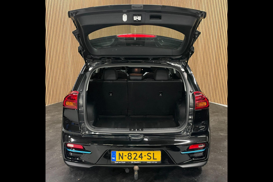 Kia e-Niro 64 kWh|100% SOH|NIEUWE LOGO|FACELIFT|3-FASE|TREKHAAK|1/2 LEDER|ACC|APPLE CARPLAY/ANDROID AUT|CAMERA|1e EIG|NL-AUTO|NAP|